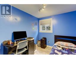 134 KEATS DRIVE - 20