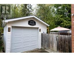 134 KEATS DRIVE - 4