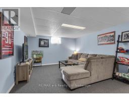 32 MAGNOLIA DRIVE - 18