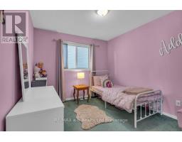 32 MAGNOLIA DRIVE - 9