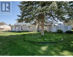 65 NORTHLAND Crescent - 2