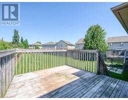 575 HUMMINGBIRD Crescent - 9