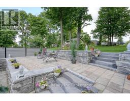 152 HURON STREET - 25