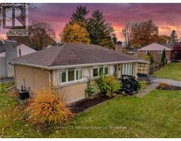 90 EARLSCOURT CRESCENT - 5