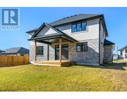 61 SUNVIEW DRIVE - 23