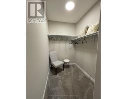 40 MATHESON CRESCENT - 21
