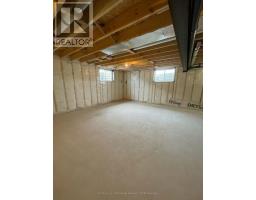 40 MATHESON CRESCENT - 27
