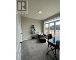 40 MATHESON CRESCENT - 3