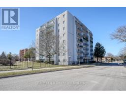 809 - 986 HURON STREET - 1