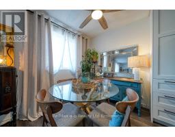 809 - 986 HURON STREET - 13