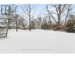9 DUFFERIN STREET S - 10