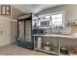 18 ELGIN STREET - 17
