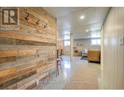 10 JULIANA STREET - 36