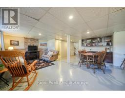 10 JULIANA STREET - 40