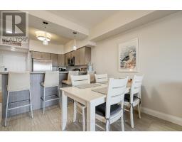 7 - 12 ERIE BOULEVARD - 15