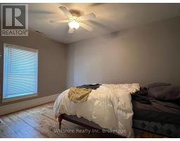 407 MAIN STREET E - 27