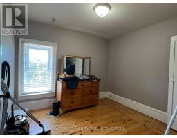 407 MAIN STREET E - 28
