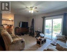 407 MAIN STREET E - 36