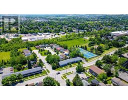 9 - 880 JAMES STREET - 9