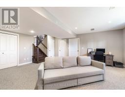 56 WINTERGREEN CRESCENT - 18