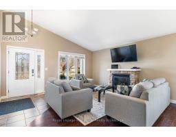 56 WINTERGREEN CRESCENT - 4