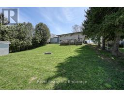 45 LYNN CRESCENT - 36
