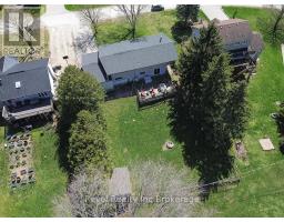 45 LYNN CRESCENT - 6