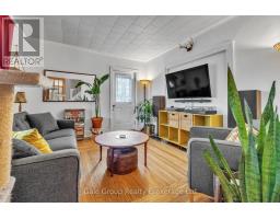 141 DUNDAS STREET - 12