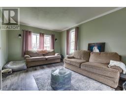 142 MUTUAL STREET N - 13