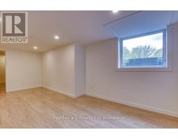 9 DUNCAN STREET - 28