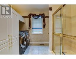 675 LANSDOWNE AVENUE - 17