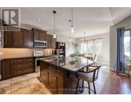 271 WEDGEWOOD DRIVE - 10