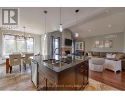 271 WEDGEWOOD DRIVE - 13