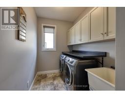 271 WEDGEWOOD DRIVE - 22