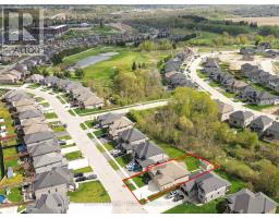271 WEDGEWOOD DRIVE - 44