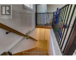 465653 CURRIES ROAD - 40