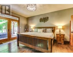 465653 CURRIES ROAD - 46