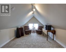 121 KING STREET W - 41