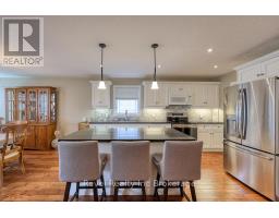 165 JUNO CRESCENT - 13