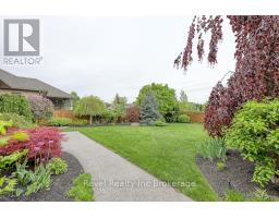 165 JUNO CRESCENT - 37