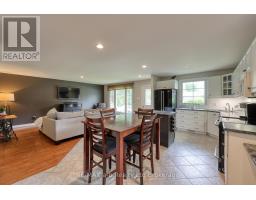 9 GRENVILLE STREET - 17
