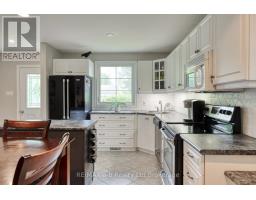 9 GRENVILLE STREET - 23