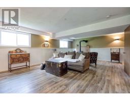 9 GRENVILLE STREET - 37