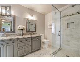 7 OTTERVIEW DRIVE - 30