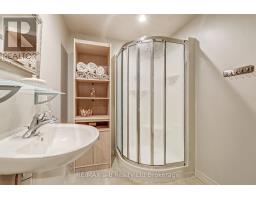 7 OTTERVIEW DRIVE - 32