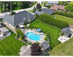 7 OTTERVIEW DRIVE - 6
