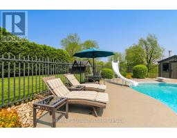7 OTTERVIEW DRIVE - 8