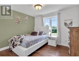 210 BEACH LANE - 20