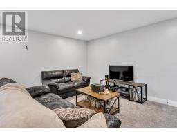 210 BEACH LANE - 27