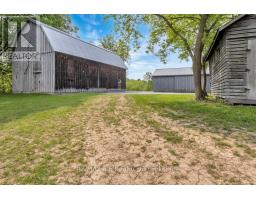 210 BEACH LANE - 29